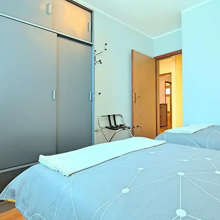 Spacious Holiday In With Swimming Pool Holiday home *